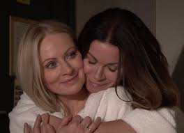 lucy on X: "no one does it like the soaps. THIS is amazing. #corrie #hollyoaks #emmerdale #eastenders https://t.co/eBs5R612Gy" / X