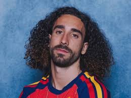 La selección española se enteró por Fabrizio Romano del fichaje de Cucurella al Real Madrid