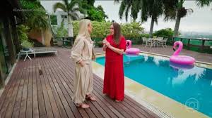 "O maior desafio é estar viva até hoje": Susana Vieira abre as portas de casa para Eliana e Tony Ramos