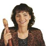 The famous recorder virtuoso Pamela Thorby (ex-The ... - Thorby-old