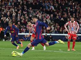 📸 Cometa en el Camp Nou! ¡Estrella del Barça a lo Sergio Ramos!