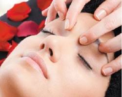 Imagen de Tratamiento facial con rosa de Bulgaria