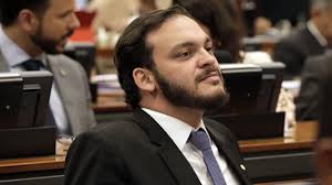 Ex-deputado é preso por facilitar fuga de detentos na Bahia