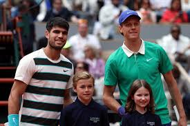 Sinner Alcaraz 0-0 DIRETTA e FOTO per la finale del Roland Garros