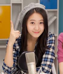 Résultat de recherche d'images pour "krystal jung"