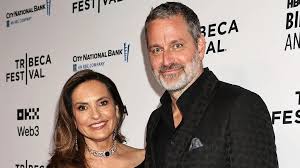 Mariska Hargitay's husband makes cameo during her final Broadway show