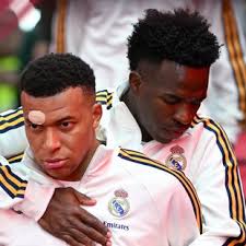 "Je ne vois pas comment Mbappé et Vinicius peuvent continuer à cohabiter au Real"