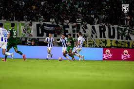 Marc Klok Minta Persib Lekas 'Move On' Pasca Imbang, Fokus Hadapi Persik Kediri di GBLA