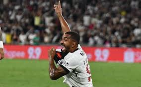 Atitude de Paulo Henrique em Fluminense x Vasco gera revolta: 'Pra que isso?'