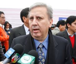 El Gobierno del Perú, representado por el Ministro Hernán Garrido-Lecca agradecerá la donación de la planta de tratamiento al Gobierno de Uruguay, ... - garrido-lecca
