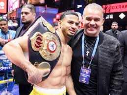 RingMagazine.com - News update