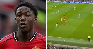 Kobbie Mainoo produces magic moment but Amad Diallo denied early goal in Brentford clash - spotted