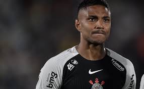 Atitude de Vitinho repercute durante Corinthians x Ponte Preta e causa críticas: “Isso não pode”