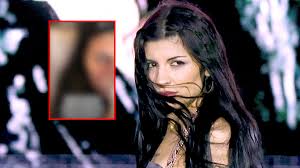 Cazzu reaparece con alarmante FOTO tras virus; desata la preocupación de sus fans: ¿Peligran sus conciertos?