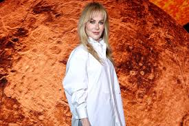 Nicole Kidman Dey Step Out for Chanel Show Amidst Keith Urban Divorce