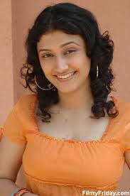 “This film happened to me before I signed Bhaskar Bharti”, she informs. “It is too early to talk about the film, all I can say is that, it&#39;s a dark comedy ... - ragini-khanna-1