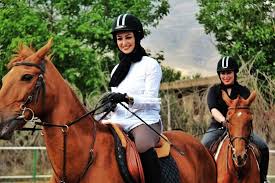 نتیجه تصویری برای عکس سلفی شهرزاد عبدالمجید