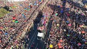 Domingo tem mais de 70 blocos de Carnaval em BH; confira programação