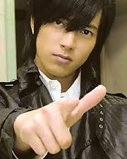 Yamashita Tomohisa as Iwase Ken Iwase Ken is the protagonist of this drama. - proposal-yamapi