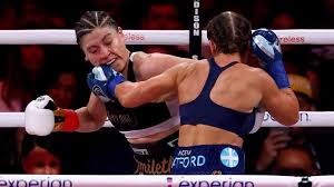 Amanda Serrano: La Reina del Boxeo Femenino y su Impacto Financiero - Imagen principal del artículo