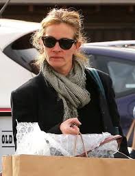 Джулия Робертс сильно растолстела из-за проблем в семье - Lifestyle 24