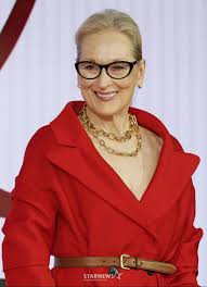 『プラダ2』の悪魔、メリル・ストリープ「みんなが集まって笑い騒ぐ中、私だけが一人だった…」「頂点は孤独だ」