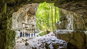 Baden-Württemberg: Verletzter Wanderer in 1300 Metern Tiefe