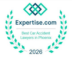 Phoenix Car Accident Attorney Alert: Phillips Law Group Tops Expertise.com List – What This Means for Your Claim