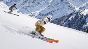 Prezzi degli skipass nel mirino dell'Antitrust, la proposta di Dolomiti Superski: 30 milioni di rimborsi agli sciatori per evitare la maxi-multa