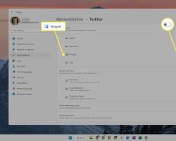 Image of Windows 11 Taskbar settings with Taskbar items section highlighted