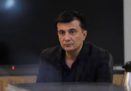 رفعتی: آب آلوده چمن تختی را خراب کرده است/ بازی استقلال و پیکان در شهر قدس برگزار می شود+فیلم