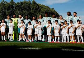 Portugal Frena ímpetu De Chile En Duelo Con Rojas Directas