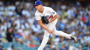 Dodgers leave top reliever Phillips off WS roster