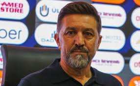Besnik Hasi: 'Bir transfer yapacağız!' — Sporx