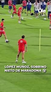 López Muñoz: El Heredero de Maradona Busca la Gloria en Argentinos - Imagen ilustrativa del artículo