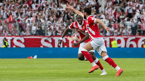 Kicker