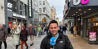 Verkaufsoffener Sonntag und BVB-Heimspiel locken die Massen nach Dortmund Live aus der City