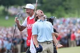 Tommy Fleetwood Reveals Stepson’s Hospitalization During Tour Championship Win