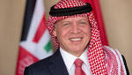 الملك يتناول طعام الإفطار مع