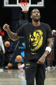 Lakers make final decision on Deandre Ayton for Thursday's game