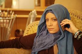استایل جوان‌پسند شراره رخام در یک مراسم هنری