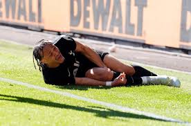 Xavi Simons mist WK door zware knieblessure: ‘Ik ben er kapot van’