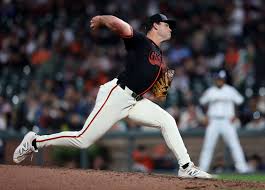 SF Giants add bullpen length, recall Seymour from Triple-A Sacramento