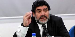 Maradona tak lagi ingin bekerja di sepakbola. Maradona kecam cara pergantian pelatih River Plate. (c) AFP. Berita Terkait - maradona-tak-lagi-ingin-bekerja-di-sepakbola-20130116152003