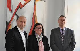 <b>Roland Laue</b>, Alexandra Ries und Jürgen Bieda bei der Pressekonferenz vor der <b>...</b> - pm_karlsruhe_menue_23_04_2012_kg
