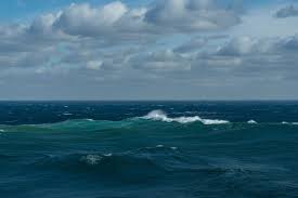 Gale Warnings Impact Coastal Tourism in Delaware Bay, New York, and Louisiana
