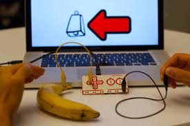 makey makey banane eingabegerät taste lost in drones