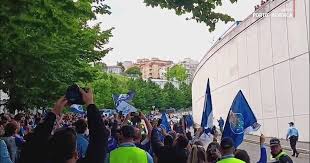 Ambiente escaldante junto ao Estádio do Dragão