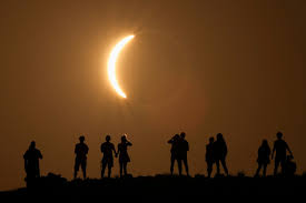 Opinion | The Eclipse at Their Backs