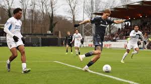 ¡Telstar vs. Feyenoord! 47 Años Después, ¿Quién Domina la Historia?